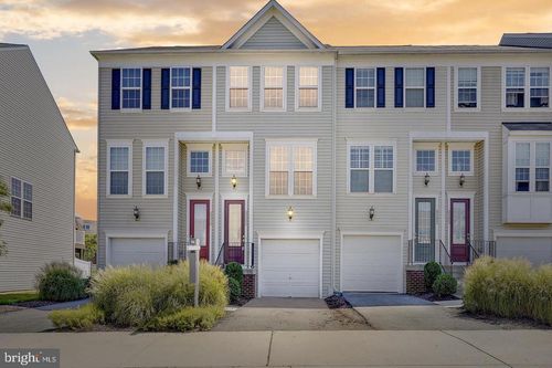 8381 Scotland Loop, MANASSAS, VA, 20109-3191 | Card Image