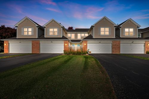 1689 S Candlestick Way, Waukegan, IL, 60085-8670 | Card Image