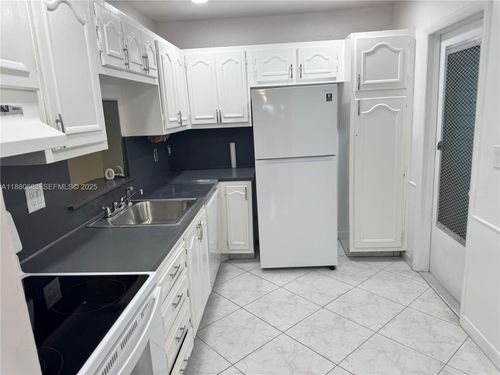 117-4141 Nw 44th Ave, Lauderdale Lakes, FL, 33319-4866 | Card Image