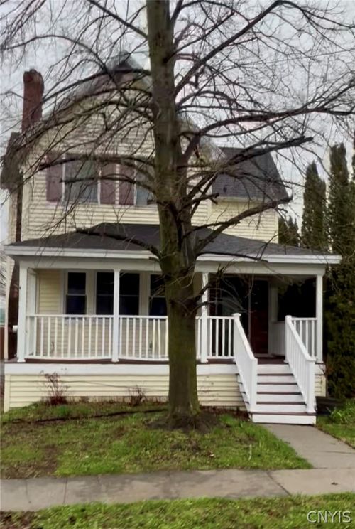 724 Cooper St, Watertown, NY, 13601-1404 | Card Image