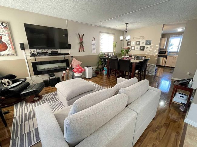 186 Sutherland Avenue, House other with 4 bedrooms, 2 bathrooms and 2 parking in Hinton AB | Image 5
