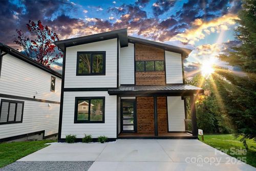 29 Robin St, Asheville, NC, 28803 | Card Image