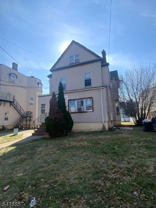 142 Murray St, Elizabeth, NJ, 07202-2038 | Card Image