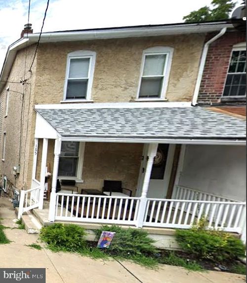 165 E Church St, DOWNINGTOWN, PA, 19335-2820 | Card Image