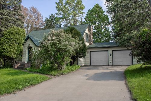 114 8th Ave, Shell Lake, WI, 54871-7612 | Card Image