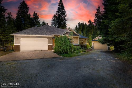 13306 N Muzzy Rd, Newman Lake, WA, 99025 | Card Image