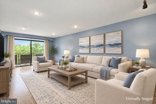 514-3100 S Manchester St, FALLS CHURCH, VA, 22044-2714 | Card Image