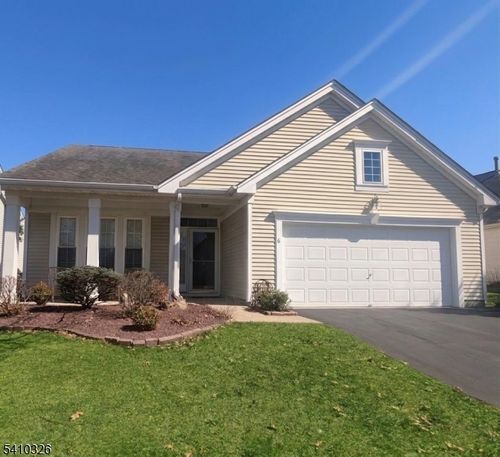 6 Weybourne Ln, Belvidere, NJ, 07823-1729 | Card Image