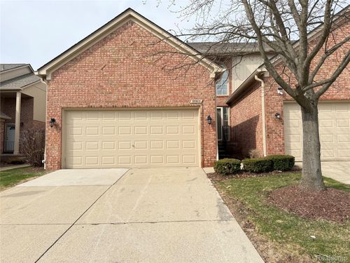55503 Boardwalk Dr, Shelby Township, MI, 48316-1139 | Card Image