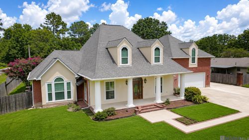 20695 Vermont St, Livingston, LA, 70754-6324 | Card Image