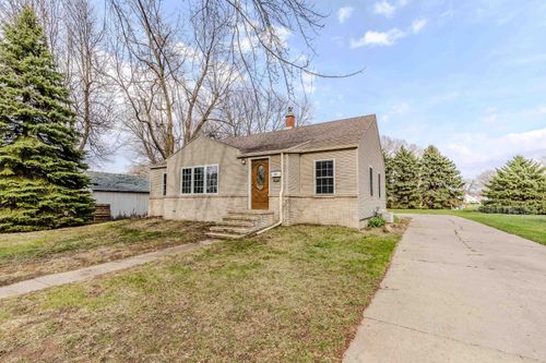 314 E 5th St, Lake Park, IA, 51347-7744 | Card Image