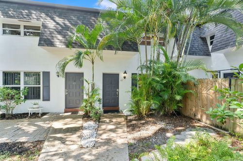 42c-1945 Nw 4th Avenue, Boca Raton, FL, 33432 | Card Image