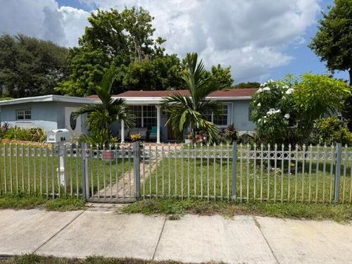 2227 Wiley Ct, Hollywood, FL, 33020-6273 | Card Image