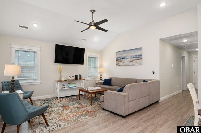 1410 Hill St, House other with 4 bedrooms, 3 bathrooms and null parking in Kill Devil Hills NC | Image 7