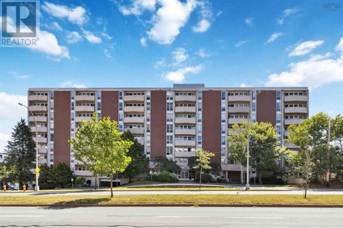 109-105 Dunbrack St, Halifax, NS, B3M3G7 | Card Image
