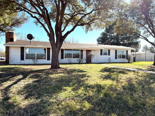 1424 Washington St, Robert Lee, TX, 76945-4832 | Card Image