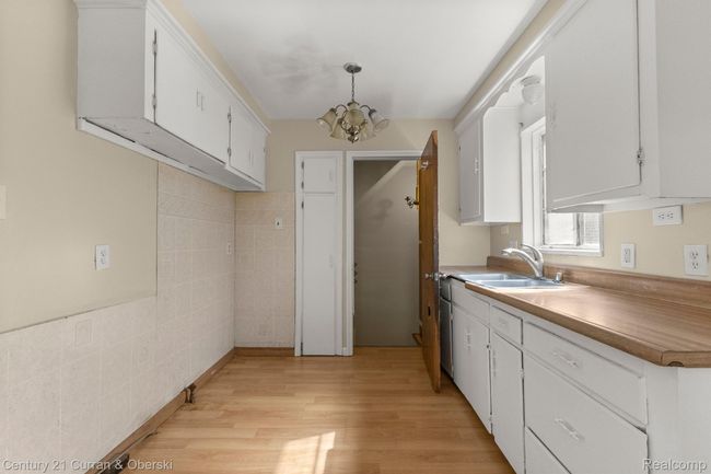 855 John Daly St, House other with 3 bedrooms, 1 bathrooms and null parking in Inkster MI | Image 7
