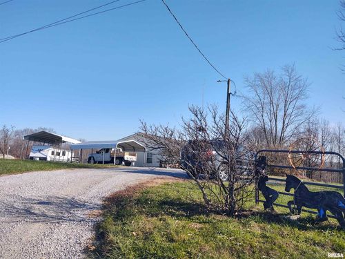 1470 Old Bloomfield Rd, Vienna, IL, 62995-2616 | Card Image