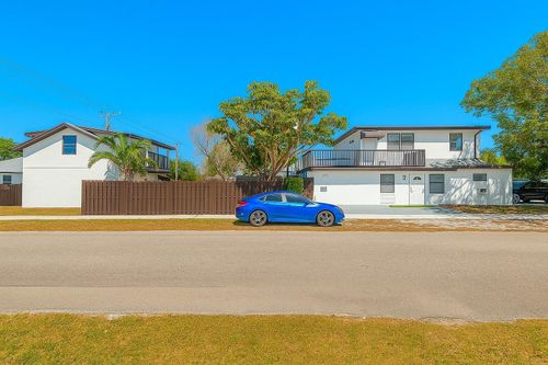 2447 Roosevelt St, Hollywood, FL, 33020-2634 | Card Image