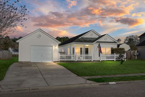 143 Pacolet St, Summerville, SC, 29485-6825 | Card Image