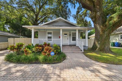 509 E Paris Street, House other with 3 bedrooms, 2 bathrooms and null parking in Tampa FL | Image 2