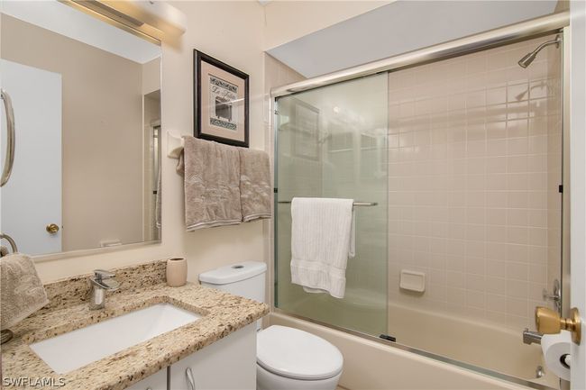 Guest Bathroom | Image 8