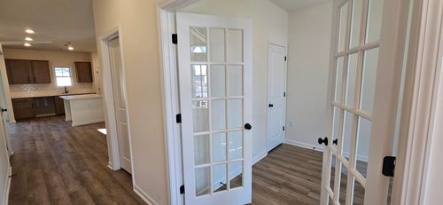 421 Barbican Pl, Greenville, SC, 29605-6343 | Card Image