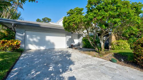 634 Lakewoode Cir W, Delray Beach, FL, 33445-4325 | Card Image