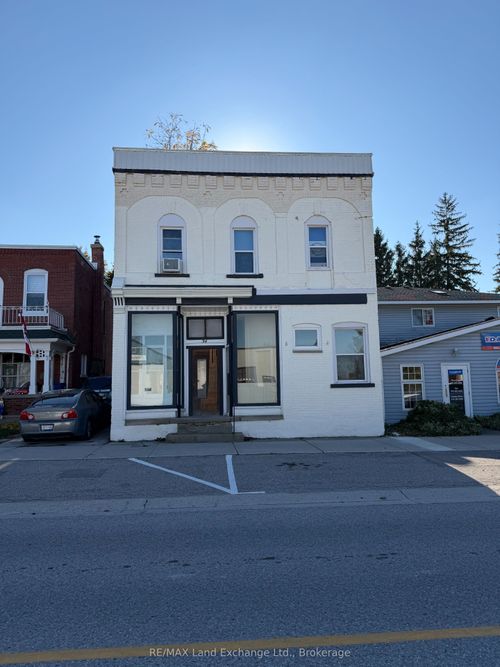 34 Queen St, Ripley, ON, N0G2R0 | Card Image