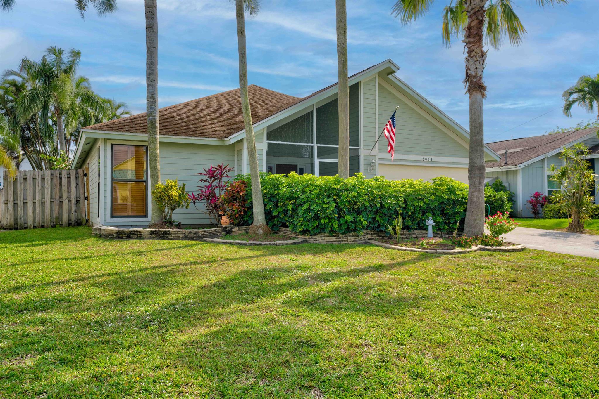 Linton St, Jupiter, FL 33458