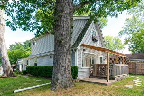 20862 W Genoa Ave, Lake Villa, IL, 60046-8957 | Card Image