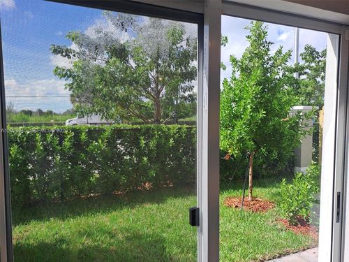408 Ne 1st Dr, Florida City, FL, 33034-2275 | Card Image