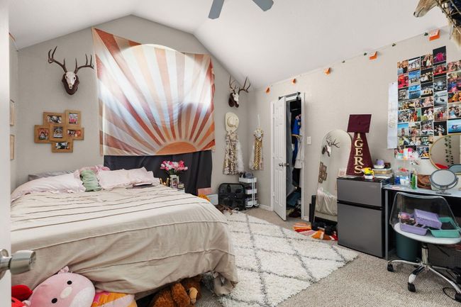 3rd large bedroom and all have ceiling fans | Image 17