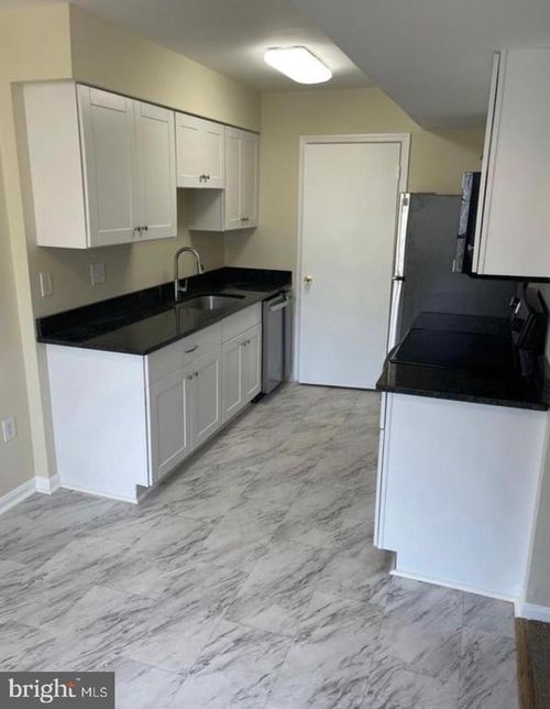 302-20253 Shipley Ter, GERMANTOWN, MD, 20874-3716 | Card Image