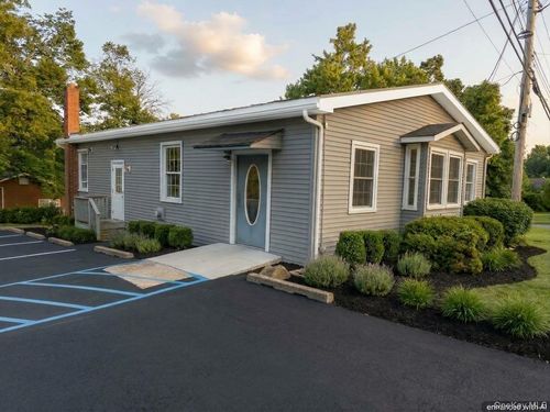 3-2330 State Route 32, New Windsor, NY, 12553-8322 | Card Image