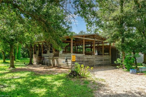 19201 Matt Rd, NORTH FORT MYERS, FL, 33917-4366 | Card Image