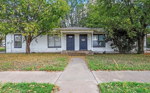 122 Ramsey Ave, Cleburne, TX, 76031-1828 | Card Image