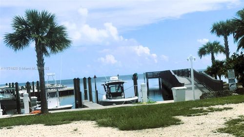 unit-284-94825 Overseas Hwy, Key Largo, FL, 33037-3903 | Card Image