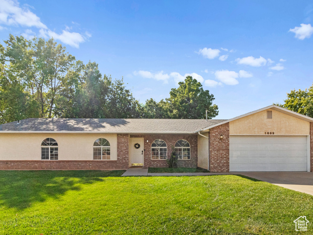 Rainbow Rd, Santa Clara, UT 84765