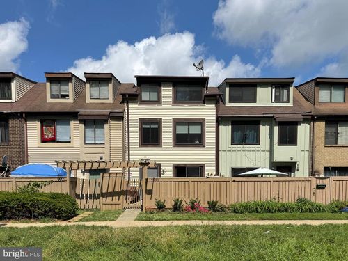 9921 Forest View Pl, MONTGOMERY VILLAGE, MD, 20886-1105 | Card Image