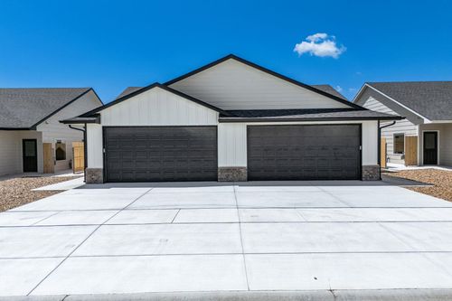 495 E Harper St, Valley Center, KS, 67147-8948 | Card Image