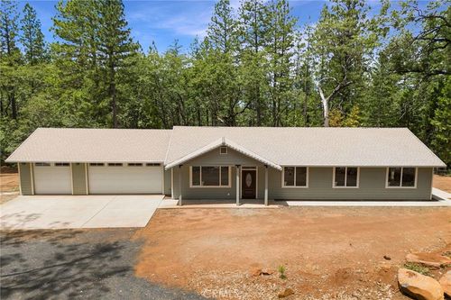 4901 Papaya Rd, Forest Ranch, CA, 95942 | Card Image