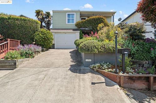 1724 Bayo Vista Ave, San Pablo, CA, 94806-4112 | Card Image