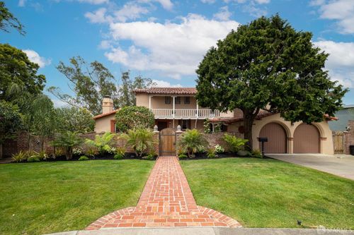 222 Maywood Dr, San Francisco, CA, 94127-2042 | Card Image
