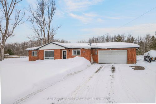 382 Rope Blvd, Waubaushene, ON, L0K2C0 | Card Image