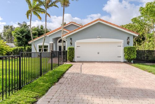 11420 Nw 26th St, Plantation, FL, 33323-1811 | Card Image