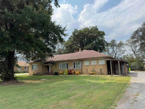 905 N Buerkle St, Stuttgart, AR, 72160-2501 | Card Image