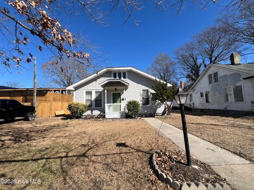 915 Saint David St, Tarboro, NC, 27886-3846 | Card Image