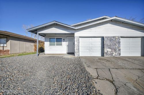 1642 York Way, Sparks, NV, 89431 | Card Image