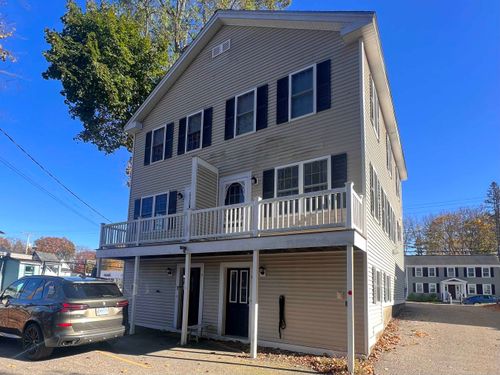 d-20 Portsmouth Ave, Exeter, NH, 03833-2142 | Card Image